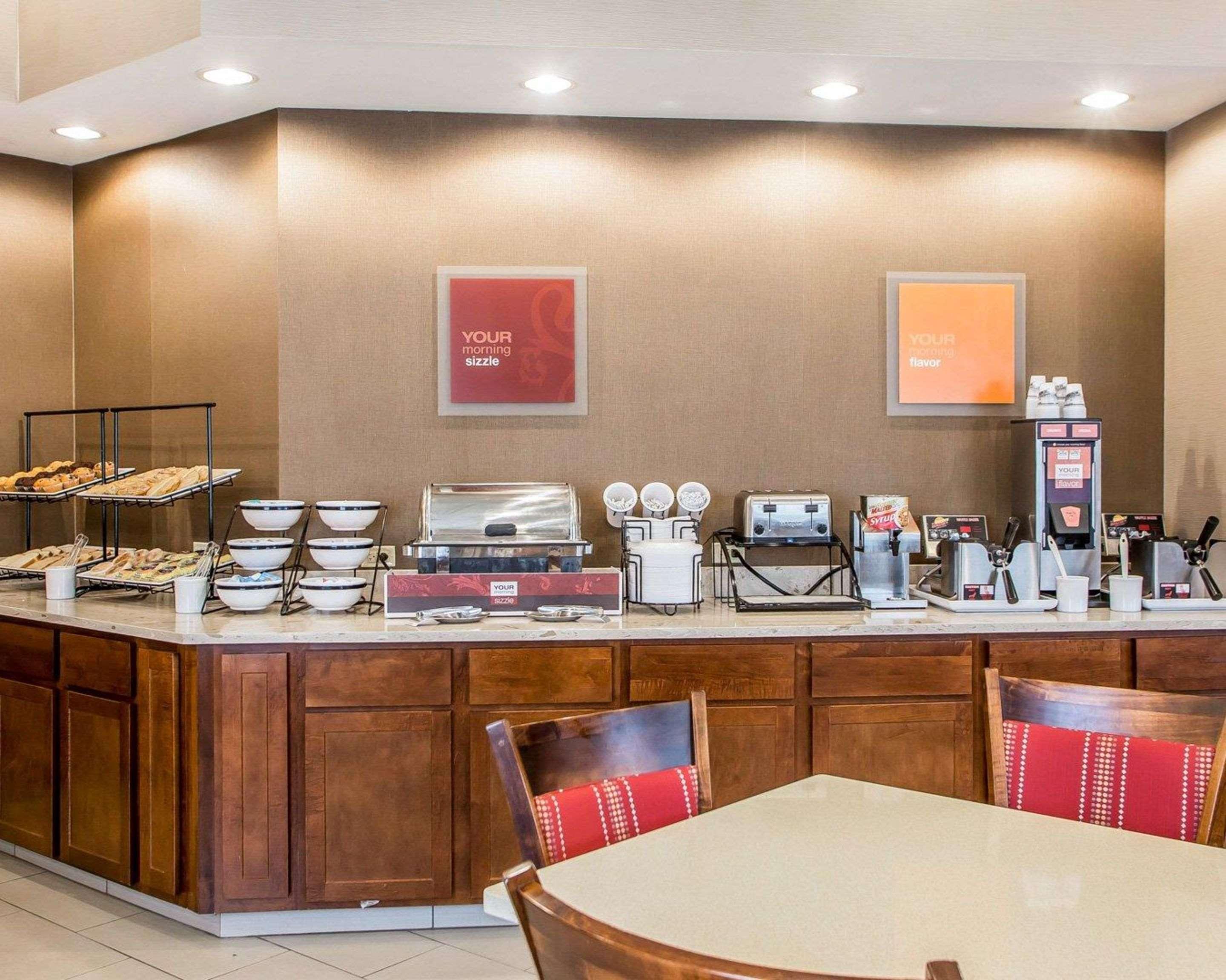 Comfort Inn Hammond I-94 Bagian luar foto
